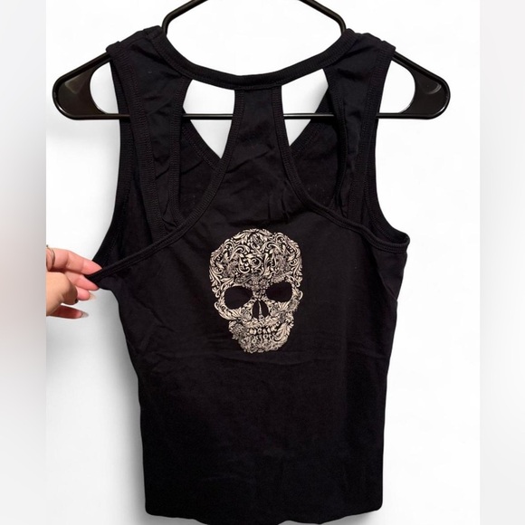 Vocal Sleeveless Skull Tank Top with Rhinestones NWOT medium - Picture 5 of 6